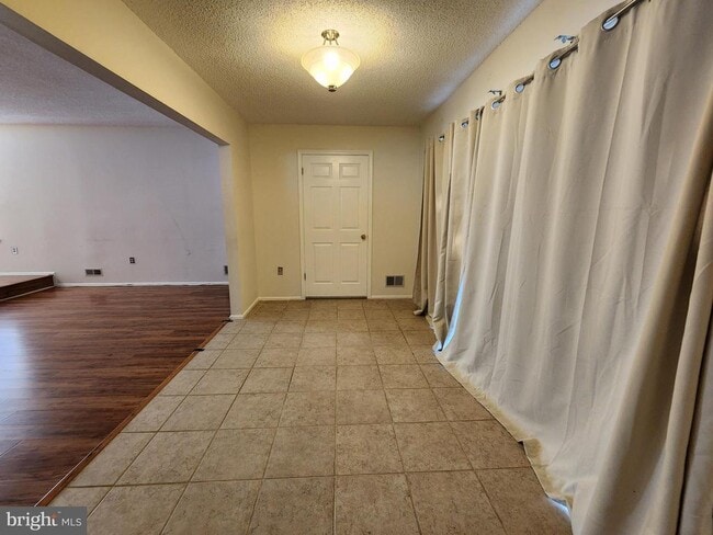 Building Photo - 57 Goodwin Dr