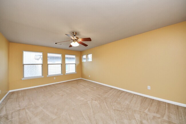 Building Photo - 5327 Wolfpen Ridge Ln