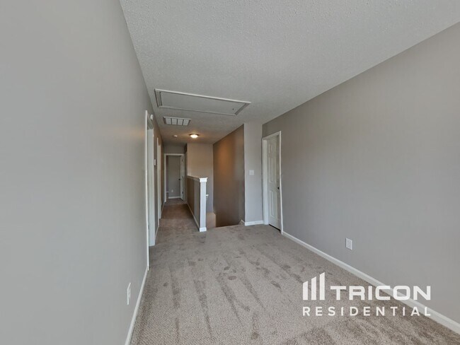 Building Photo - 3622 Evanston Way