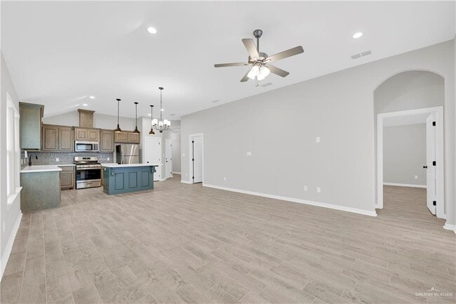 Building Photo - 8313 N 34th Ln