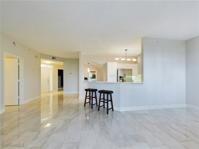 Building Photo - 85 Silver Oaks Cir