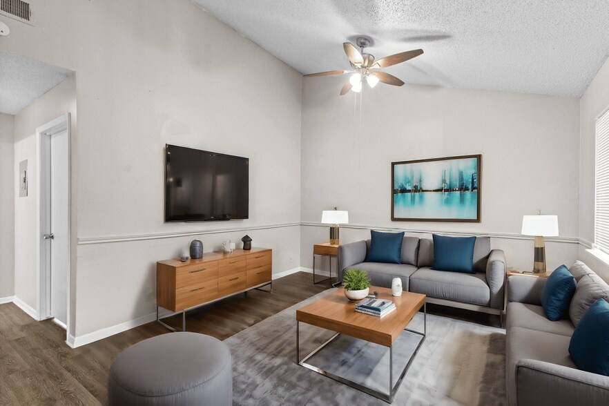 Interior Photo - Parker Heights