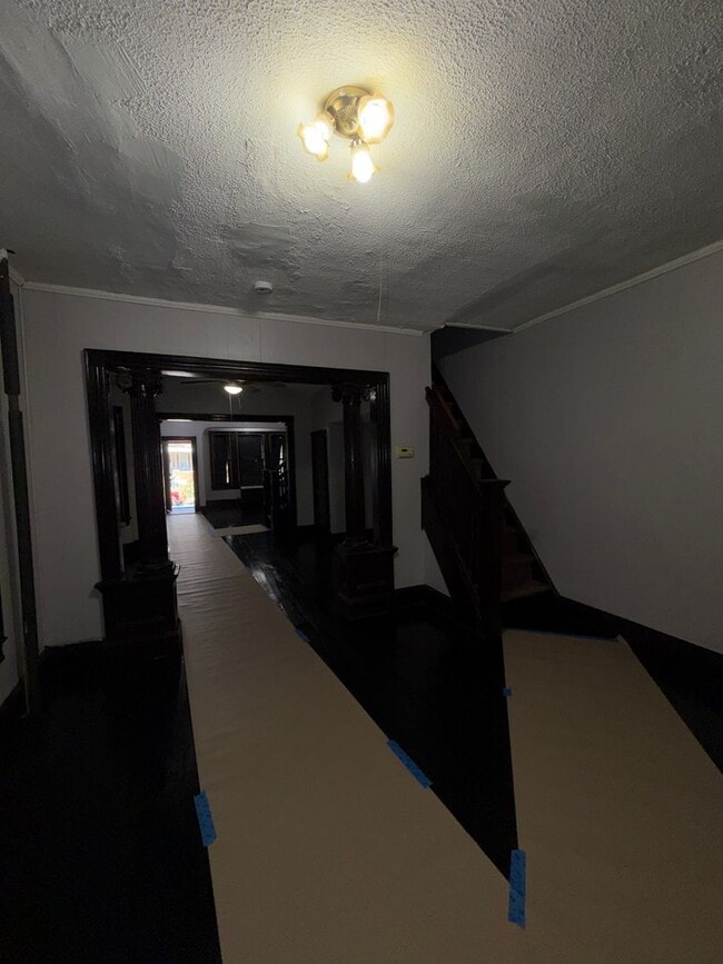Building Photo - 257 Highland Ave