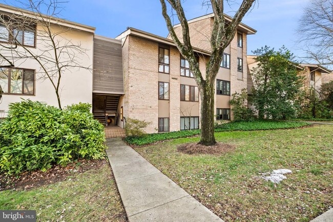 Building Photo - 103 Cross Keys Rd