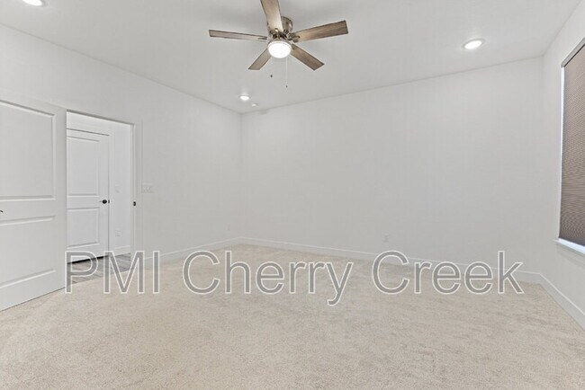 Building Photo - 3907 N Catawba St