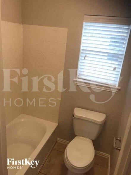Building Photo - 14623 Castle Cove Ln