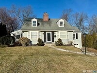 Building Photo - 16 Killian Ave