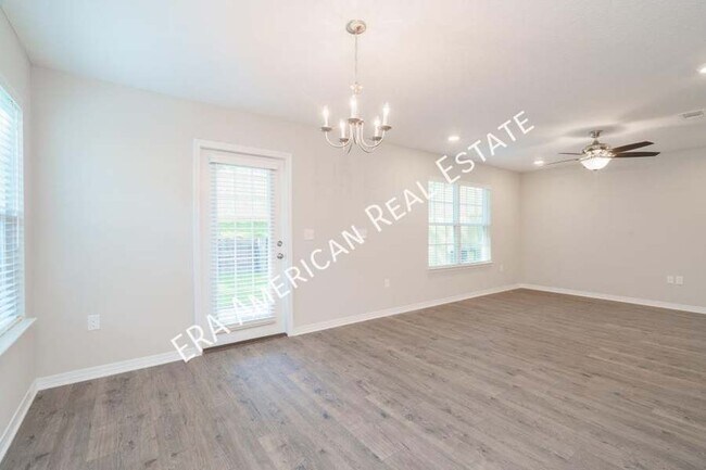 Building Photo - 317 Dahlquist-