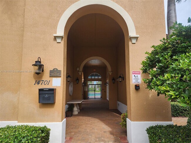 Building Photo - 14722 SW 12th St