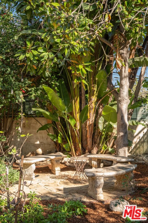 Building Photo - 8978 Wonderland Ave