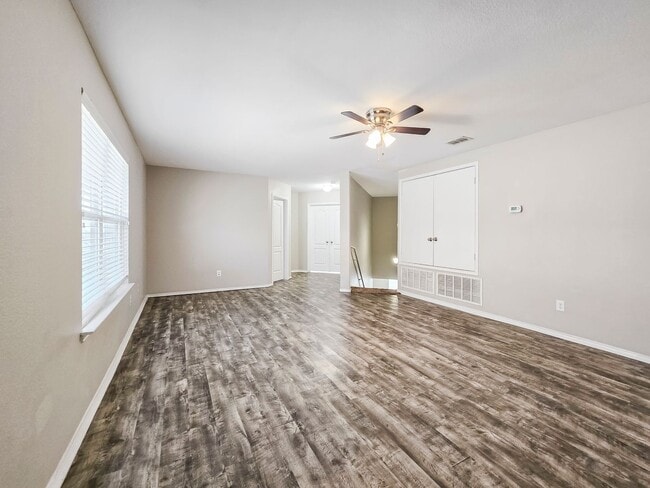 Building Photo - Charming 5BR/3.5BA Home with Two Primary Suites & Game Room in Northwest ISD