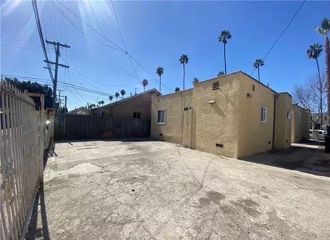 Building Photo - 8408 Avalon Blvd