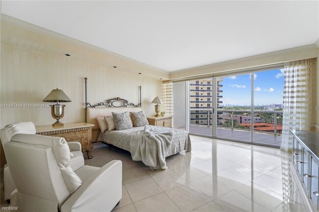 Building Photo - 2 br, 2.5 bath Condo - 9601 Collins Ave Ap...