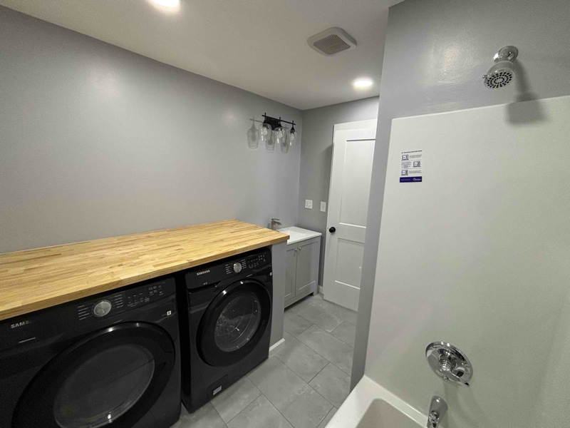 Building Photo - 3685 E Brutus St