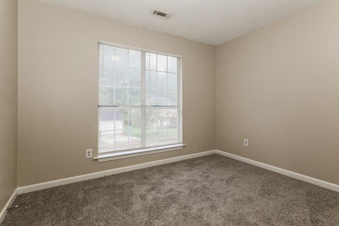 Building Photo - 863 Chase Trail