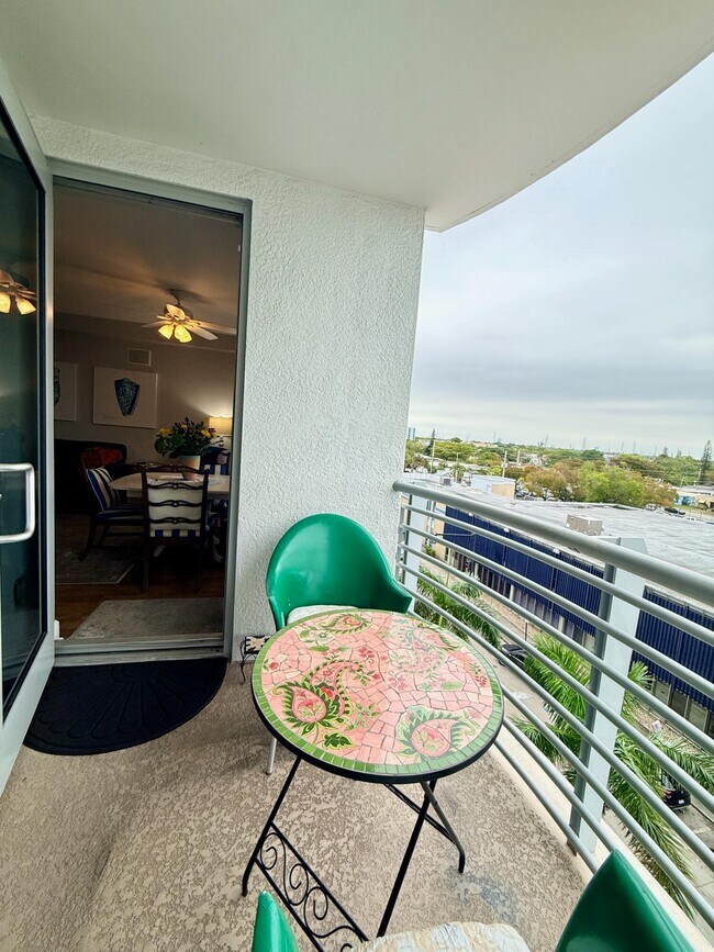 Building Photo - 1830 Radius Dr