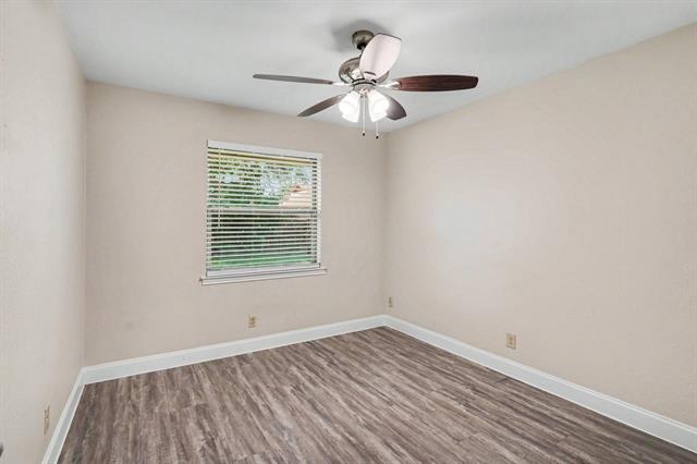 Building Photo - 2701 Whitehurst Dr