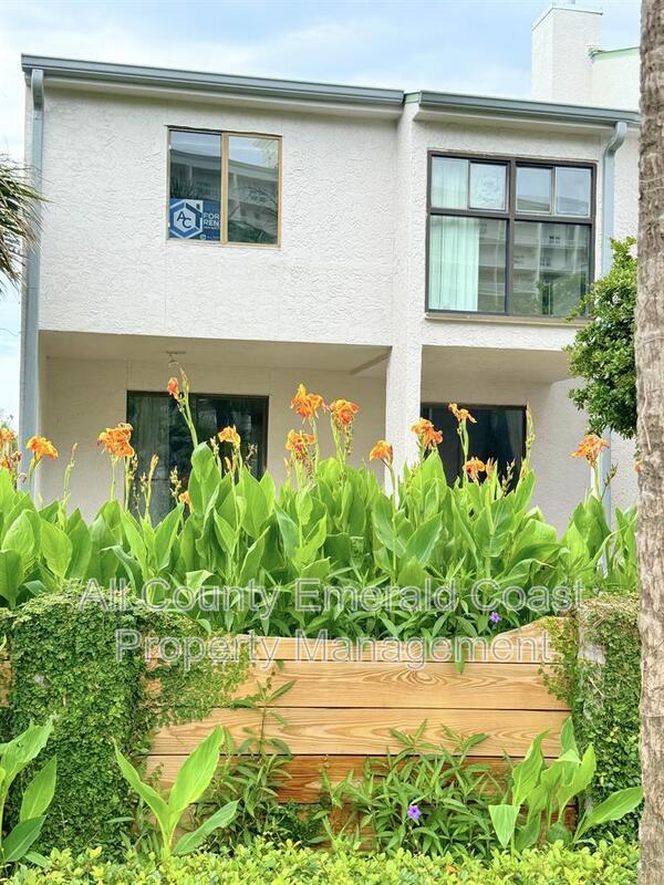 Primary Photo - 930 Gulf Shore Dr