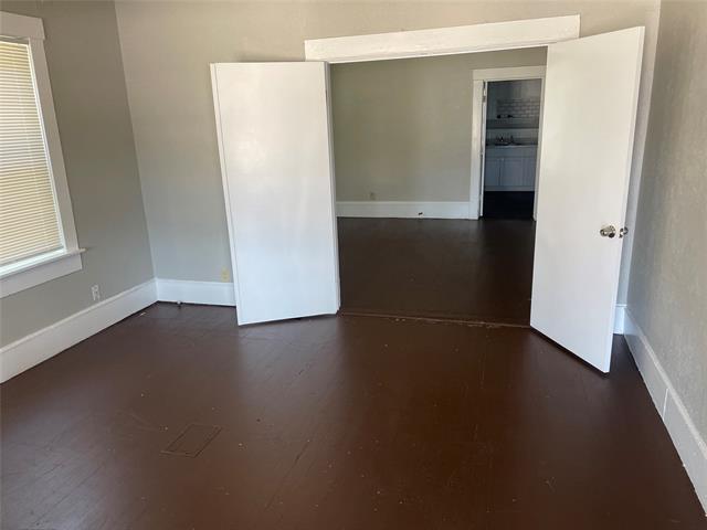 Building Photo - 1118 N Zang Blvd