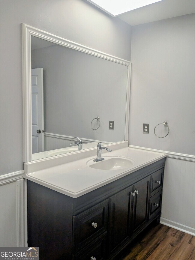 Building Photo - 101 Cornflower Ct
