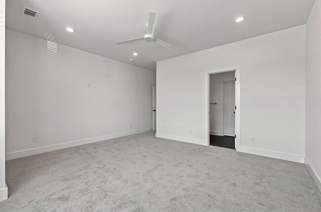 Building Photo - 5618 Obrien Ave