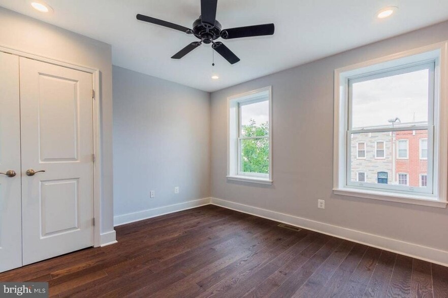 Building Photo - 9 E Fort Ave