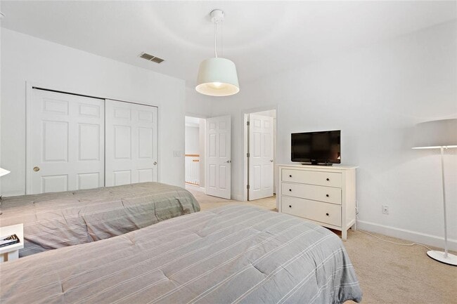 Building Photo - 8934 Della Scala Cir