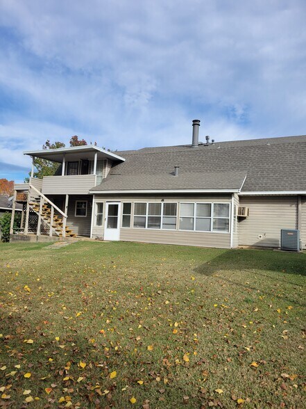 Building Photo - 109 Gray Dr
