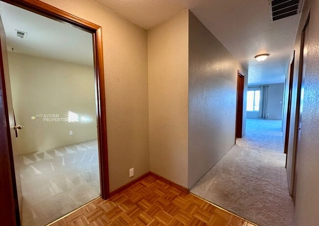 Building Photo - 31080 State Rte 20