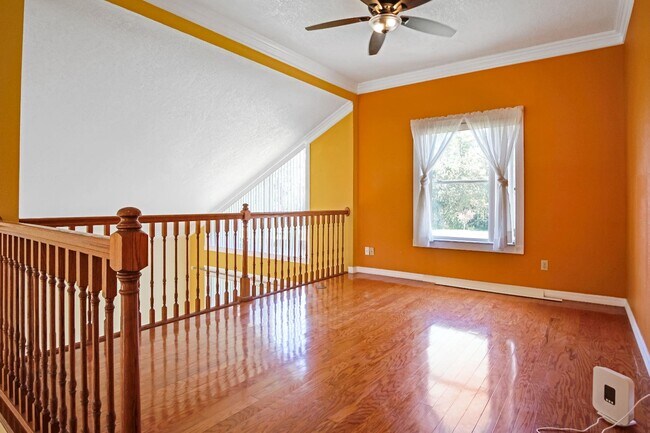 Building Photo - 458 Lytton Cir