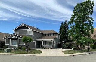 Building Photo - 121 Gold Rush Ct