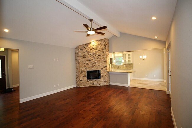 Building Photo - 77 N Deerfoot Cir