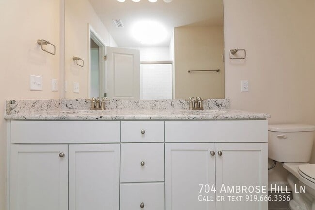 Building Photo - 704 Ambrose Hl Ln