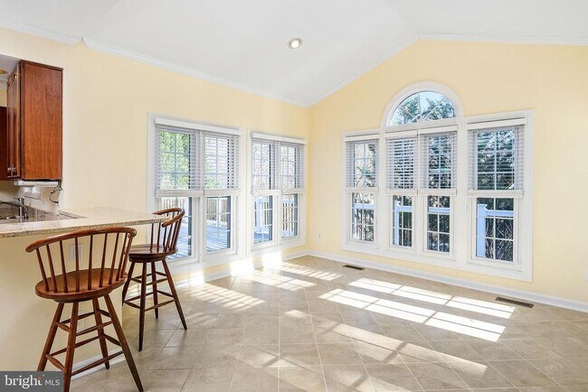 Building Photo - 4481 Shady Point Pl