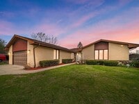 Building Photo - 2653 N Bradford Dr