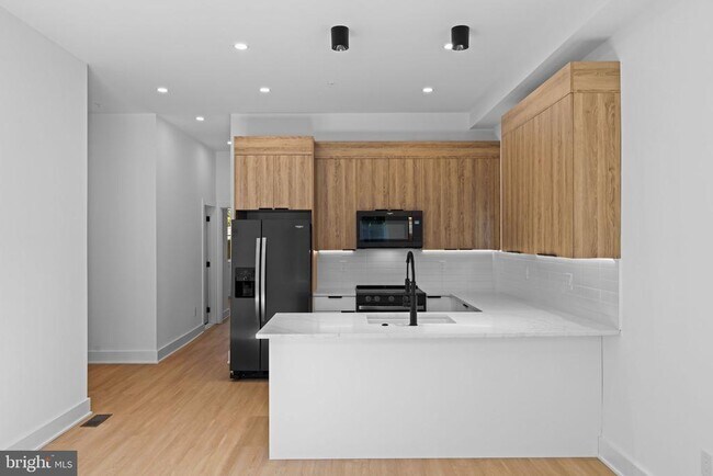 Building Photo - 4225 Powelton Ave