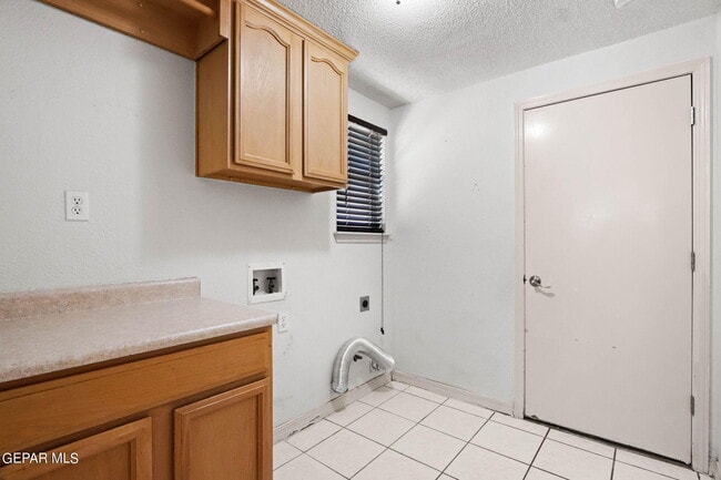 Building Photo - 3008 Tierra Cuervo Dr