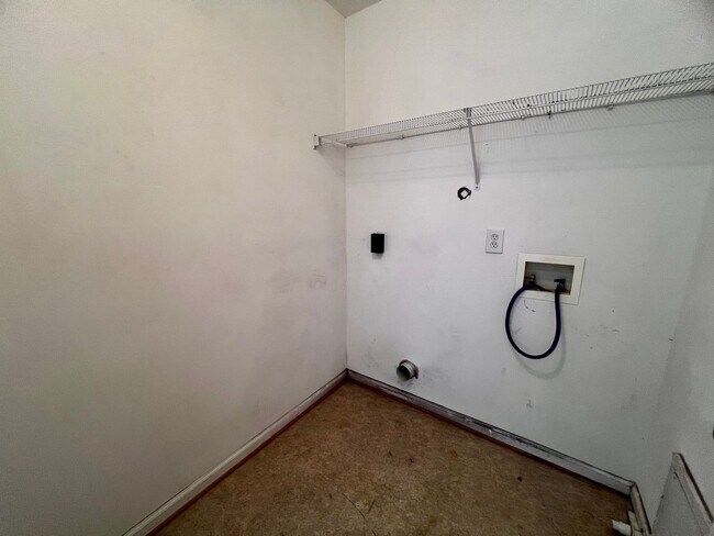 Building Photo - Beautiful 4 bedroom home in Chesapeake