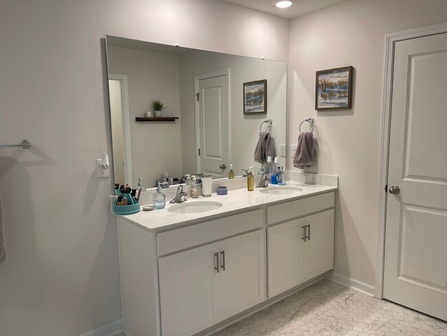 Building Photo - New Construction 4BR 2.5BA | The Falls at ...