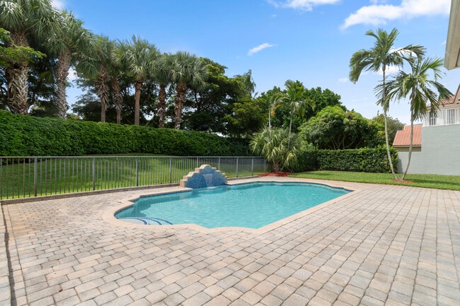 Building Photo - 9661 Cobblestone Creek Dr