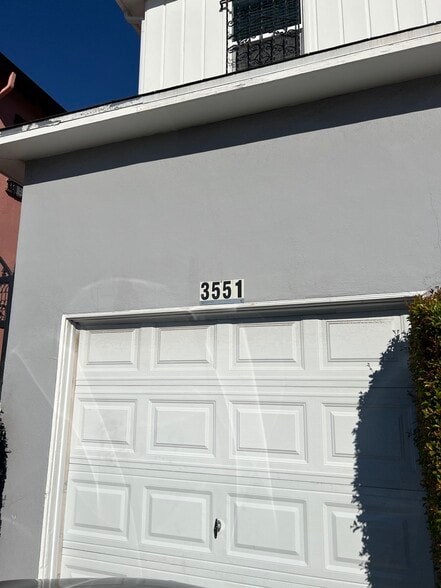 Building Photo - 3551 W Manchester Blvd