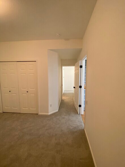 Building Photo - 6205 Secrest St