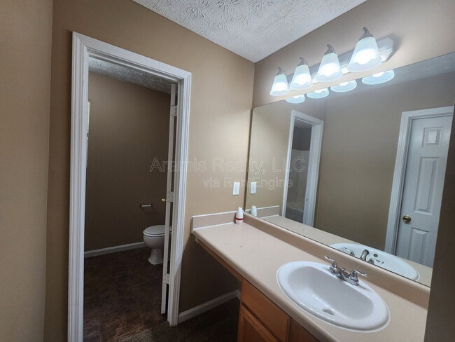 Building Photo - 7266 Tiderace Ct