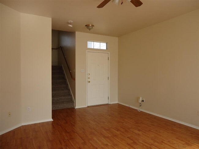 Building Photo - 2847 Southampton Way