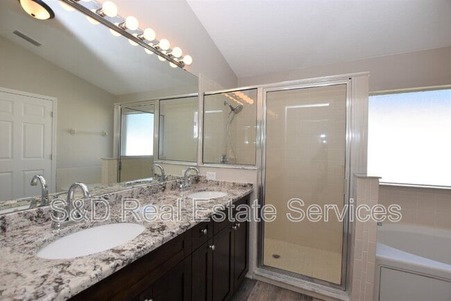 Building Photo - 3054 Buckeye Point Dr