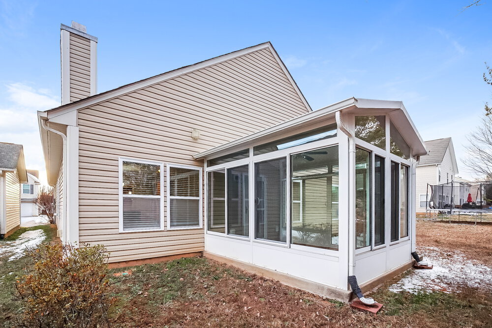 Building Photo - 257 Ranlo Ave