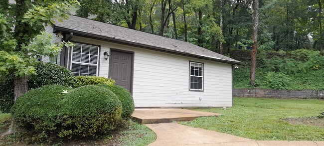 COMING SOON - 2 Bedroom house located in ... - COMING  SOON - 2 Bedroom house located in ...