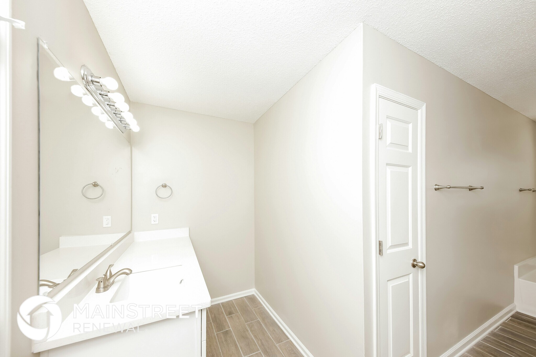 Building Photo - 4599 Rugosa Way