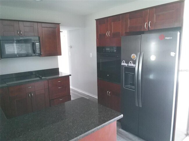 Building Photo - 6041 43rd Ave N