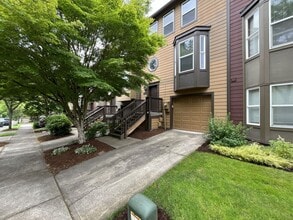 Building Photo - Spacious Three-Story Townhome Near Orenco Station with Attached Garage, Private Balcony, and Vaul...